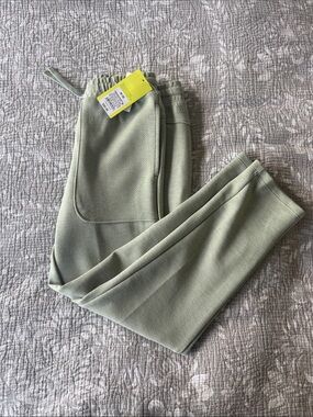 Mesh Space Jogger All in Motion Medium Boy